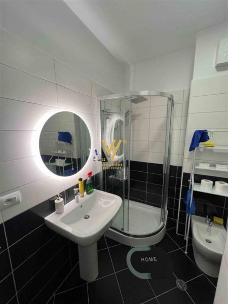 Tirane, shitet apartament 2+1+Ballkon Kati 6, 103 m² 180.000 € (SPITALI AMERIKAN 3)