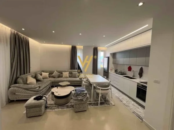Tirane, shitet apartament 2+1+Ballkon Kati 6, 103 m² 180.000 € (SPITALI AMERIKAN 3)