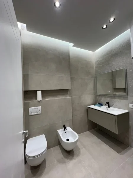 Tirane, jepet me qera zyre Kati 6, 128 m² 1.100 € (oasis residence)