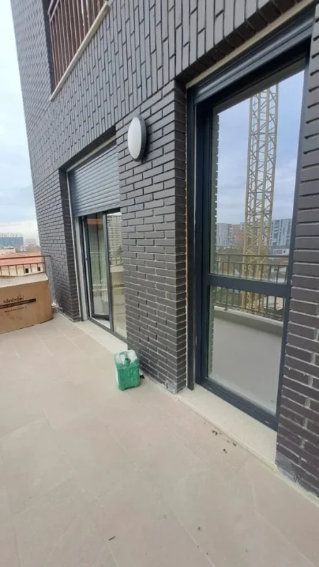 Tirane, jepet me qera ambjent biznesi Kati 3, 60 m² 600 € (ZOGU I ZI)