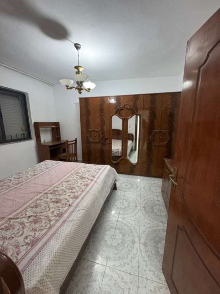Tirane, jepet me qera apartament 1+1 , 60 m² 450 € (RRUGA ISUF ELEZI)