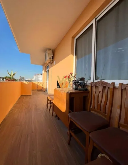 Tirane, jepet me qera apartament 2+1+Ballkon Kati 8, 85 m² 650 € (VASIL SHANTO)