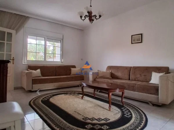 Vlore, shitet Vile 3 Katshe Kati 3, 450.000 € 