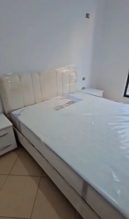 Tirane, jepet me qera apartament 2+1+Ballkon Kati 3, 110 m² 500 € 
