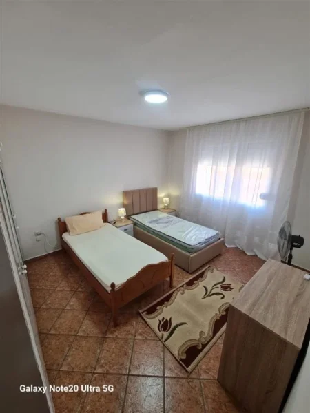 Tirane, jepet me qera apartament 2+1 Kati 5, 79 m² 550 € (RRUGA E ELBASANIT)