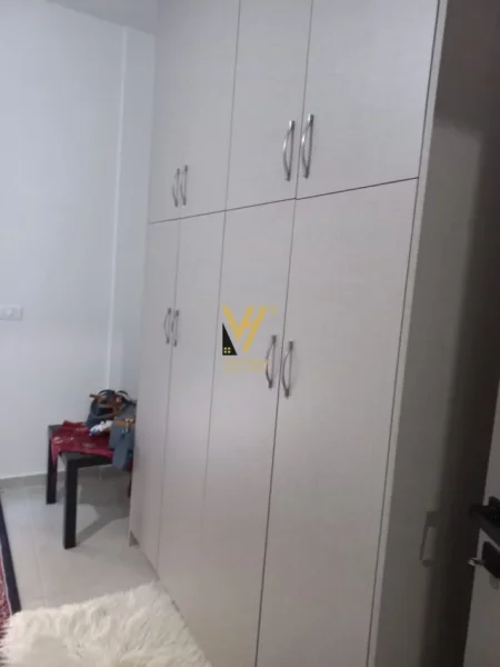 Tirane, jepet me qera apartament 1+1+Ballkon Kati 2, 50 m² 400 € (ASTIR)