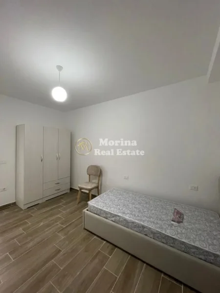 Tirane, jepet me qera apartament 2+1 Kati 2, 100 m² 500 € (Rruga 5 Maji)