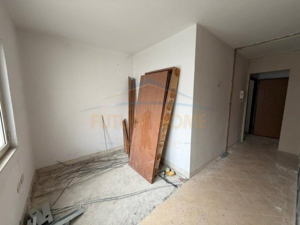 Tirane, shitet apartament 1+1 Kati 5, 69 m² 96.698 € (Fresk , Tirane)