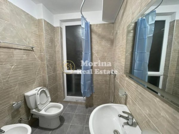 Tirane, jepet me qera apartament 2+1 Kati 3, 105 m² 500 € (Rruga 5 Maji)