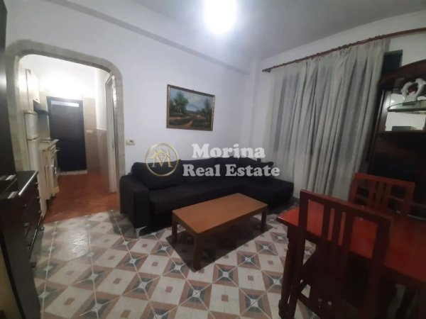Tirane, jepet me qera apartament 1+1 Kati 2, 50 m² 440 € (Farmacia 10)