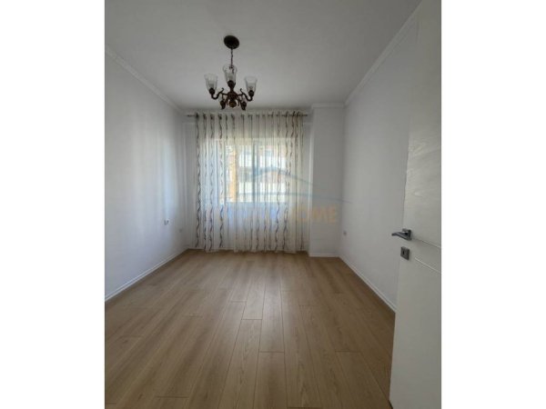 Tirane, shes apartament 2+1+Aneks+Ballkon Kati 3, 75 m² 112.000 € (FRESK RRUGA THESARIT PRANE SPAR 2)