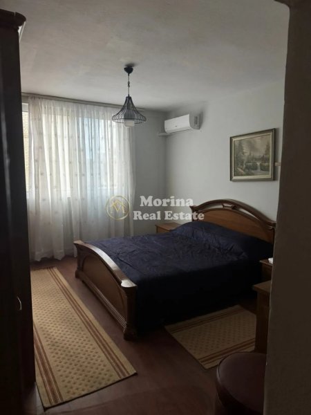Tirane, jepet me qera apartament 2+1 Kati 3, 100 m² 600 € (Qytet Studenti)