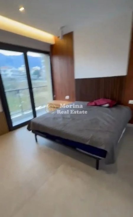 Tirane, jepet me qera apartament 2+1 Kati 1, 90 m² 650 € (Kinostudio)