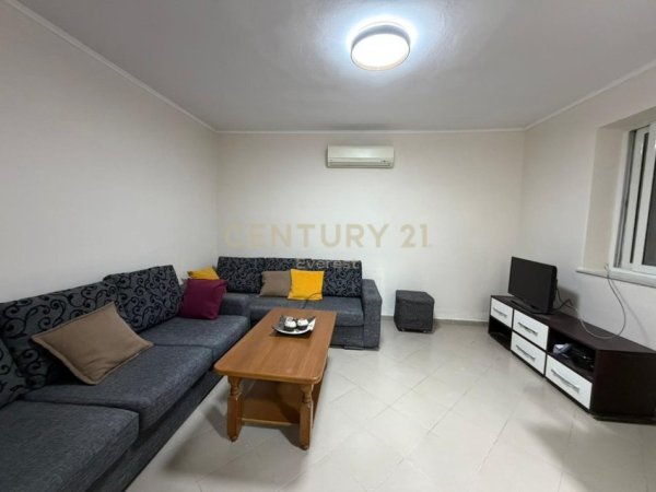 Tirane, shitet apartament 1+1 Kati 3, 51 m² 90.000 € (shkolla e bashkuar rr. selaudin bektashi)