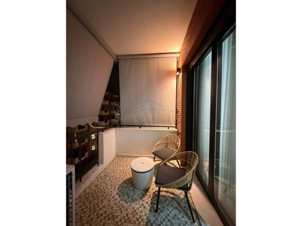 Tirane, jepet me qera apartament 2+1+Ballkon+Post Parkimi,  Kati 5, 114 m² 1.500 € (Kompleksi Deliorgji)