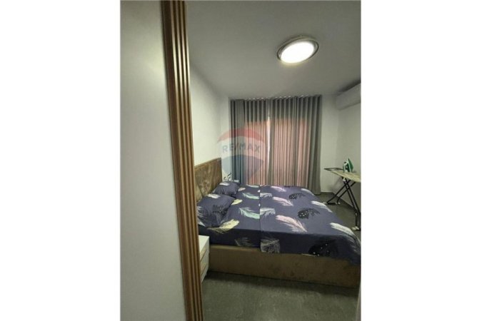 Vlore - Lungomare, jepet me qera garsonier 1+1 , 65 m² 350 € (Rruga Dhimitër Konomi, Vlore)