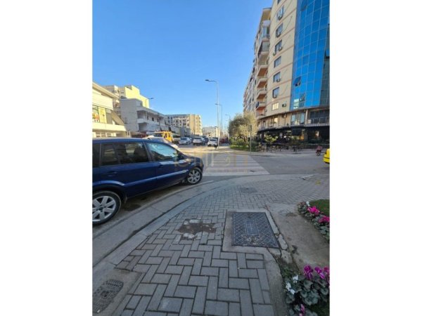 Tirane, shitet 2+1 , 91 m² (Astir)