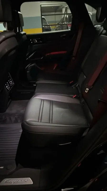 Tirane, shitet makine Porsche Cayenne Benzin, e zeze automatik Klima 125.000 km