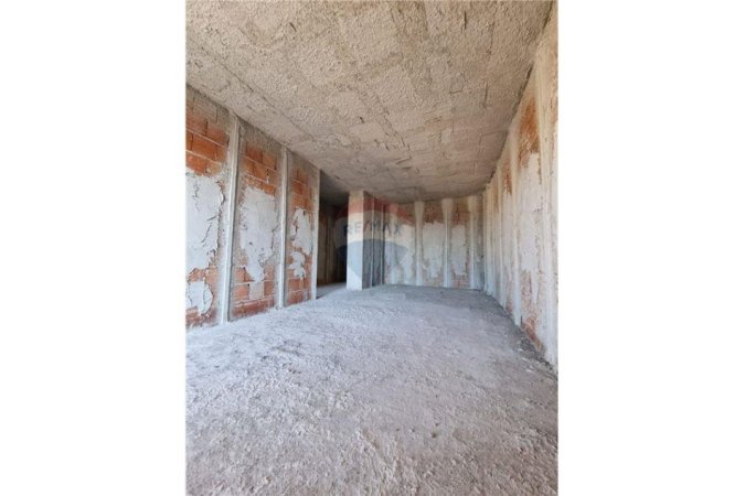 Vlore, shitet apartament 1+1 Kati 9, 71 m² 