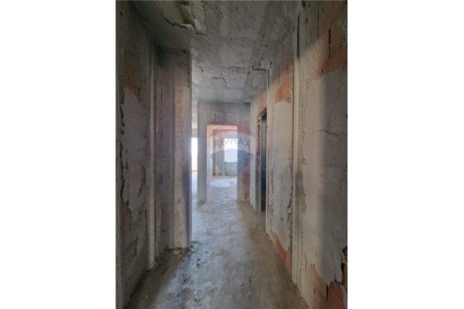 Vlore, shitet apartament 1+1 Kati 9, 71 m² 