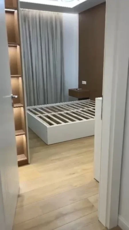 Tirane, jepet me qera apartament 2+1+Ballkon Kati 4, 80 m² 700 € (FUSHA E AVIACIONIT)