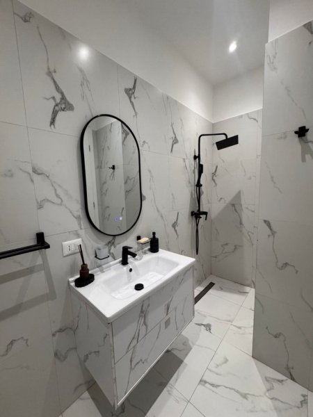 Tirane, shitet apartament 2+1+Ballkon Kati 6, 114 m² 557.000 € (KOMPLEKSI DELIJORGJI)