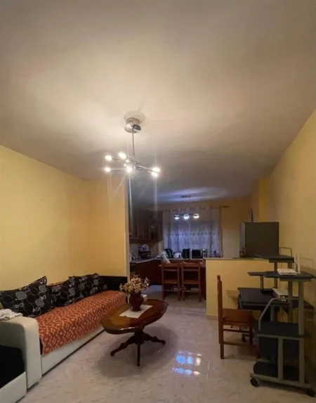 Tirane, shitet apartament 2+1 Kati 4, 91 m² 140.000 € (RRUGA E DIBRES)