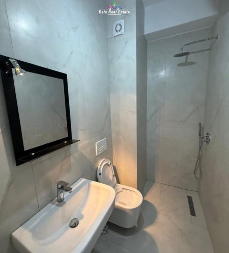 Tirane, jepet me qera apartament 1+1 Kati 1, 50 m² 500 € (Rruga Pasho Hysa)