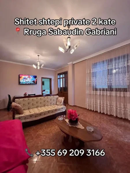 Tirane, shitet shtepi 2 Katshe , 450 m² (Rruga Sabaudin Gabrani)