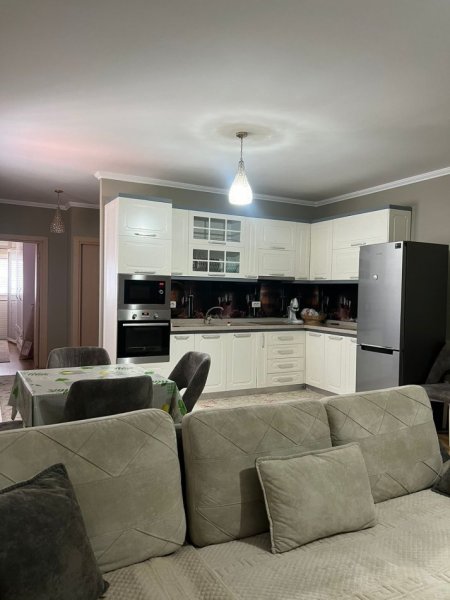 Tirane, jepet me qera apartament 2+1+Aneks+Ballkon Kati 8, 105 m² 650 € (Don Bosko,prane Farmaci Diell.)