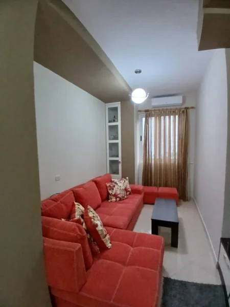 Tirane, jepet me qera apartament 1+1+Aneks+Ballkon Kati 3, 74 m² 380 € (Rruga Muhamed Deliu, Freks.)