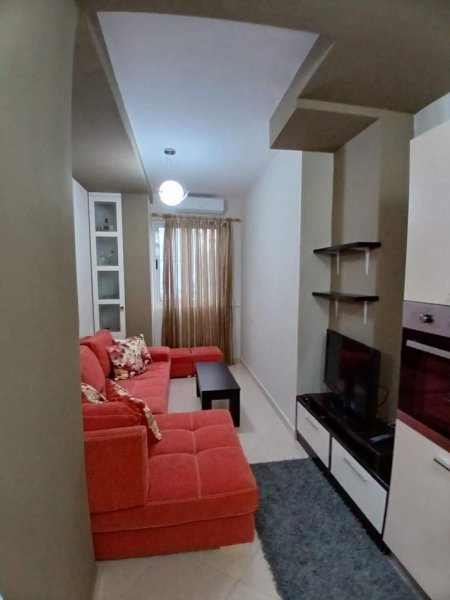 Tirane, jepet me qera apartament 1+1+Aneks+Ballkon Kati 3, 74 m² 380 € (Rruga Muhamed Deliu, Freks.)