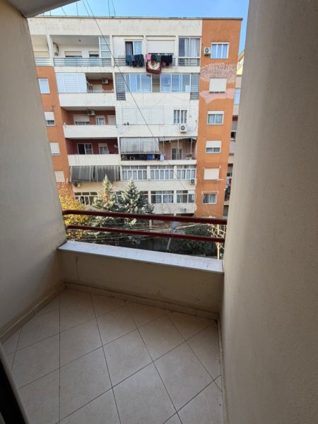 Tirane, shitet apartament 1+1+Ballkon Kati 3, 69 m² 91.000 €