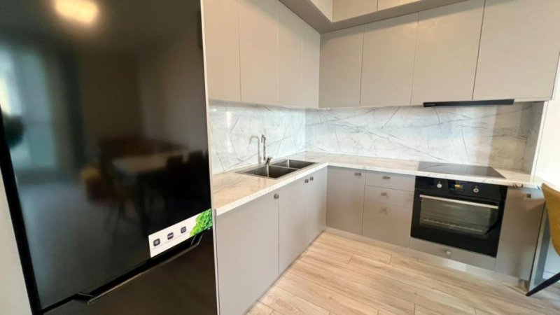 Me Qera: 1+1📍Ne Zemer te Komunes (Perball Kika 2) - 70.000 Lek - S.75m² - 100% e Re & Pallat 2025✨️