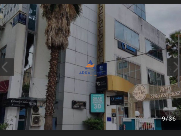 Tirane, jap me qera ambjent biznesi Kati 0, 36 m² 700 €