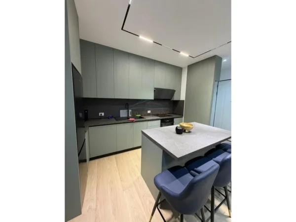 Tirane, jepet me qera apartament 2+1 Kati 5, 114 m² 1.500 € (Kompleksi Delijorgji)