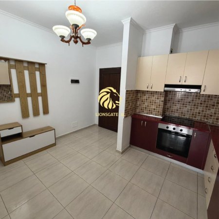 Tirane, jepet me qera apartament 2+1+Ballkon , 75 m² 450 € 