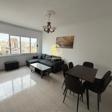 Tirane, jepet me qera apartament 2+1+Ballkon , 75 m² 450 € 