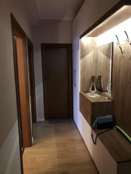 Tirane, jepet me qera apartament 1+1+Aneks+Ballkon Kati 4, 65 m² 370 € (Misto Mame "rr Thoma Gaxhaj)