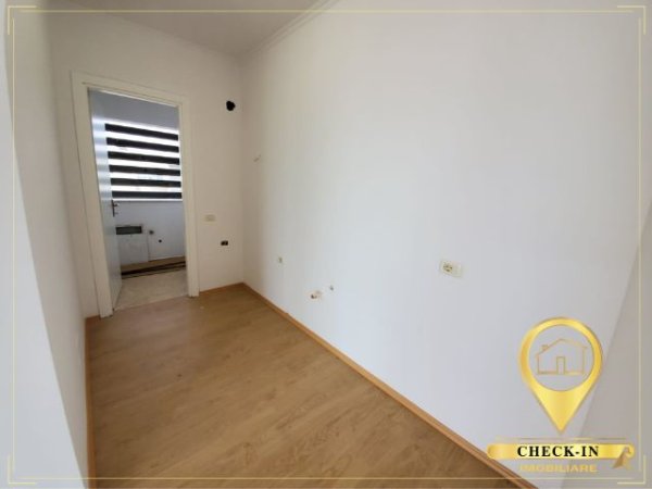 Tirane, shitet Penthouse 2+1+A+BLK Kati 11, 135 m² 142.000 Euro (Fusha e Aviacionit)