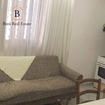 Tirane, jepet me qera 2+1 Kati 3, 100 m² 45.000 Leke