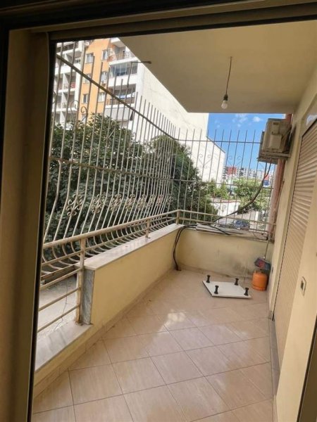 Tirane, jepet me qera apartament 2+1+A+BLK Kati 1, 500 Euro