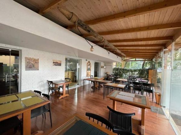 Tirane, jepet me qera bar-resorant Kati 1, 140 m² 120.000 Leke (Stadiumi Dinamo)
