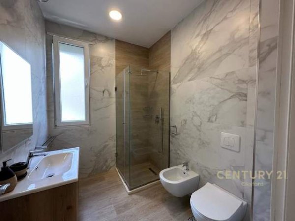 Tirane, jepet me qera apartament Kati 6, 81 m² 500 Euro (Ish Fusha e Aviacionit, Tirana, Albania)