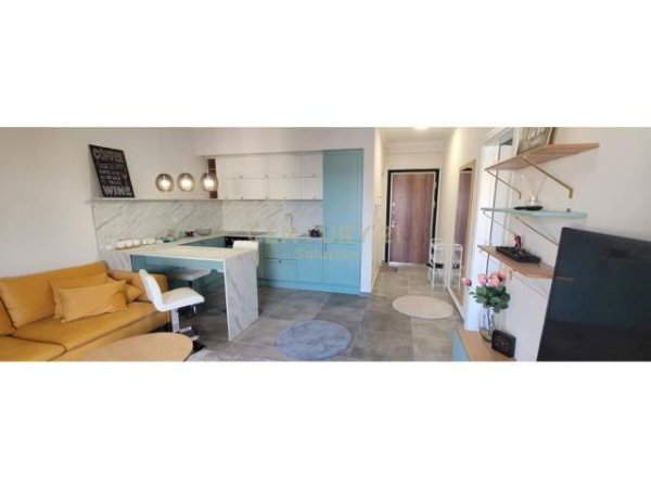 Tirane, jepet me qera apartament 1+1+BLK Kati 6, 73 m² 550 Euro (Rruga Jordan Misja, Ish Stacioni i Trenit)