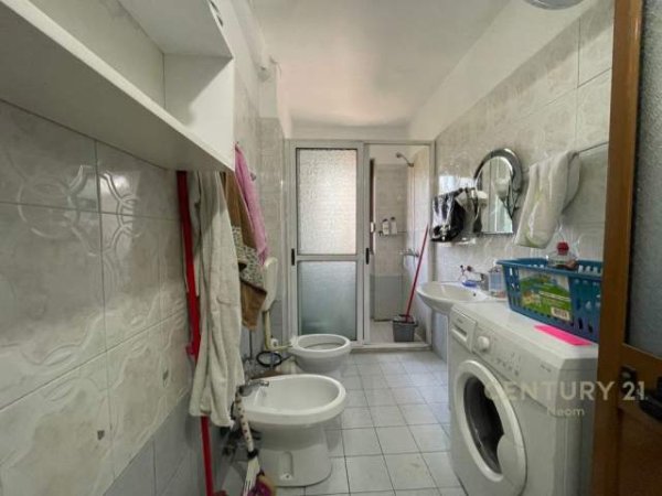 Tirane, shitet apartament 1+1 Kati 4, 55 m² 66.000 Euro (Ish Parku)