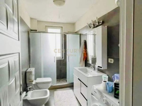 Tirane, jepet me qera apartament 2+1+BLK Kati 3, 100 m² 600 Euro (Kopshti Zoologjik)