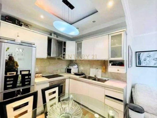Tirane, jepet me qera apartament 2+1+BLK Kati 3, 100 m² 600 Euro (Kopshti Zoologjik)