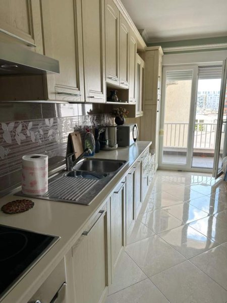 Tirane, shitet apartament 2+1+A+BLK Kati 6, 120 m² 1.700 Euro/m2 (Frosina Plaku, Kompleksi Kontakt)