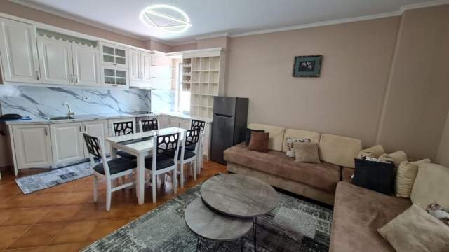 Tirane, jepet me qera apartament 2+1+A+BLK Kati 6, 85 m² 450 Euro (Termnali,Rr.Gramoz Pashko)